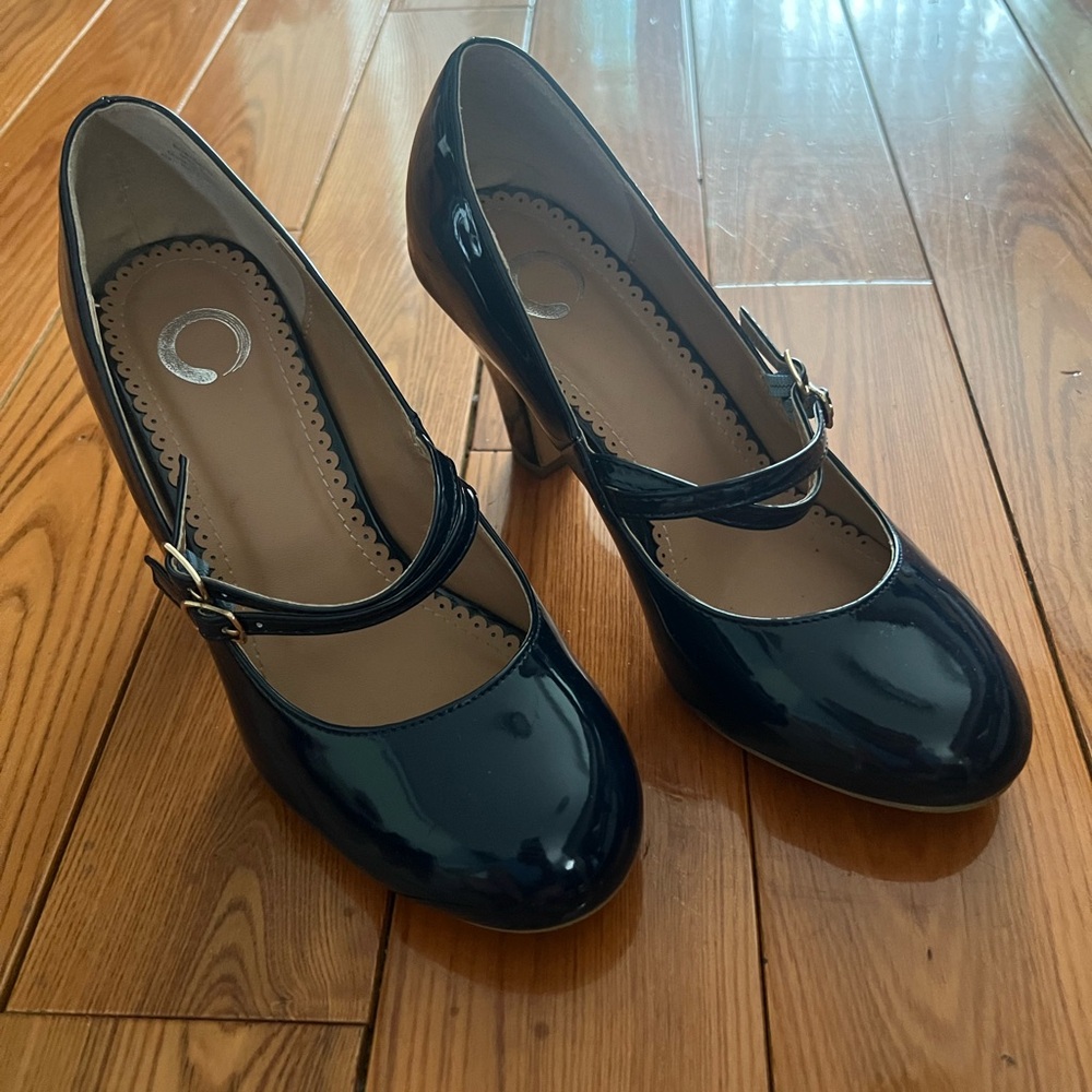 Journee Collection Blue Heels with Elegant Strap and Glossy Finish